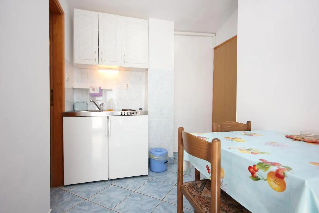 Studio Punta Kriza 383B 0*,